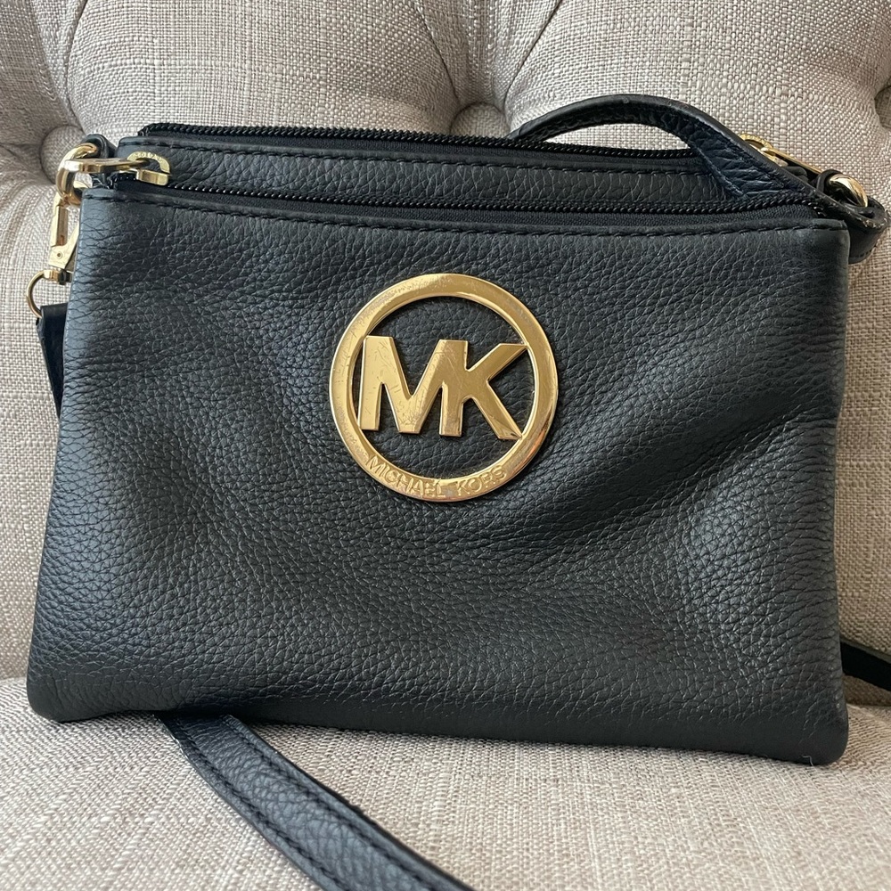 Michael Kors crossbody in Black
